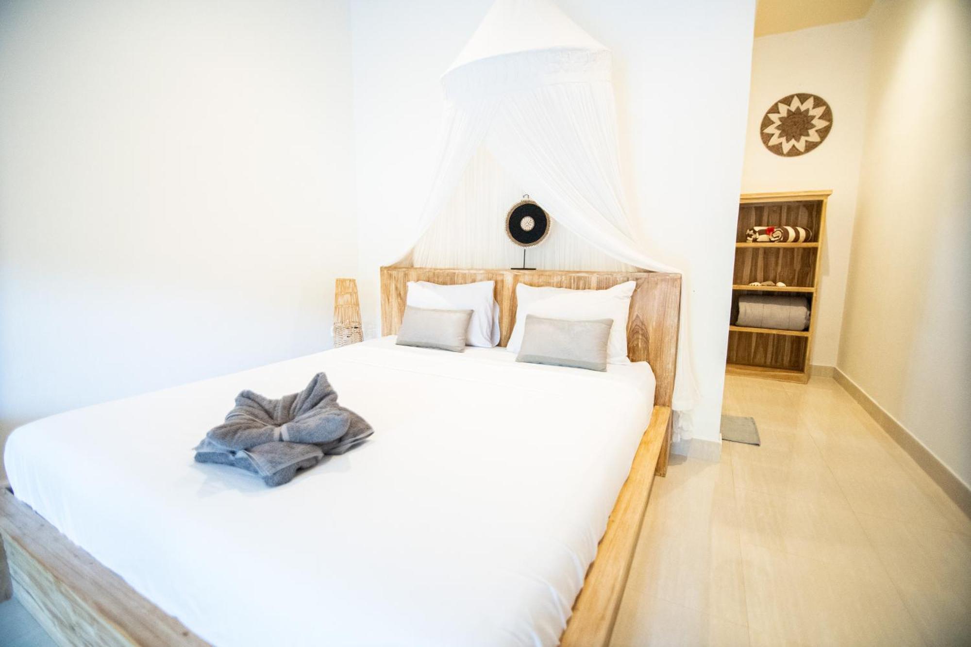 Rumah Singa - Holistic Healing Retreat Gili Air Exterior photo